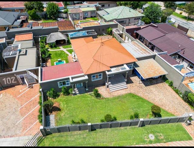 BUSINESS FOR SALE IN PRIMROSE HILL